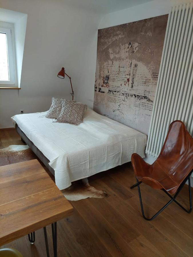 Stilvolle Wohnung Direkt In Der City Würzburg Buitenkant foto